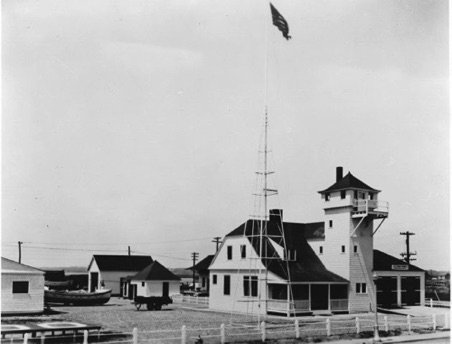 STAMonBeachMay1935.jpg